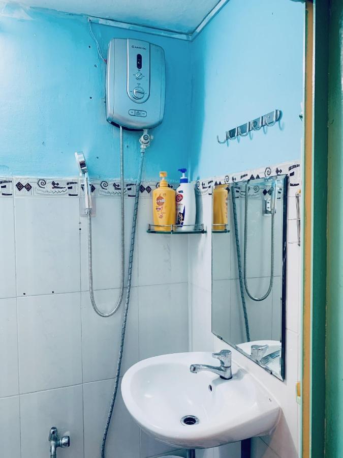 Old Saigon Apartment Хошимин Екстериор снимка